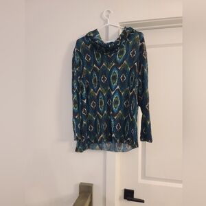 Stylish Women's Patterned Blouse in Blue and Green